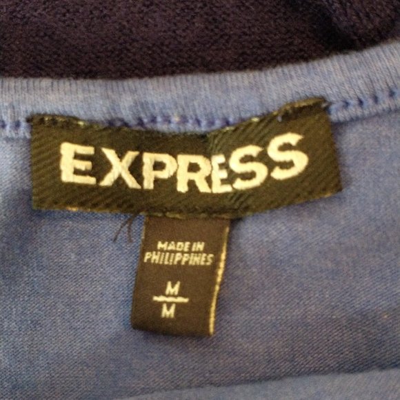 Express medium Ruffle Sleeve top - Picture 3 of 3